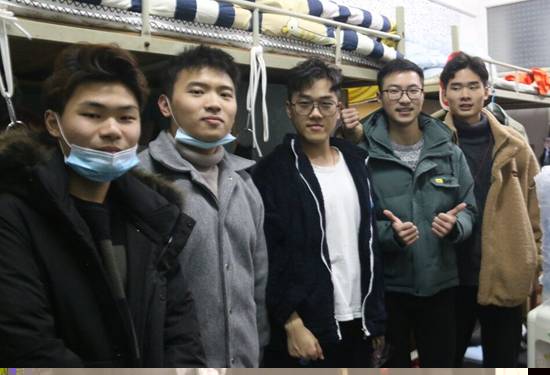 0(04PB@(TPX5}@HR8R{VUXJ